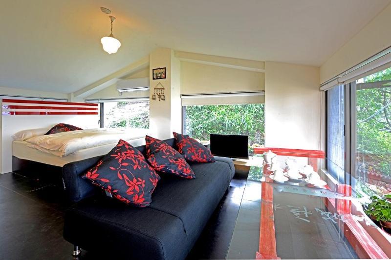 Bed and Breakfast Windsor'S Breeze Цзюфэнь Экстерьер фото