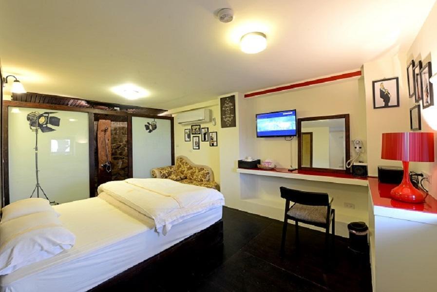 Bed and Breakfast Windsor'S Breeze Цзюфэнь Экстерьер фото